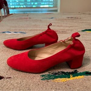 Everlane Day Heel in red suede, size 7.5
